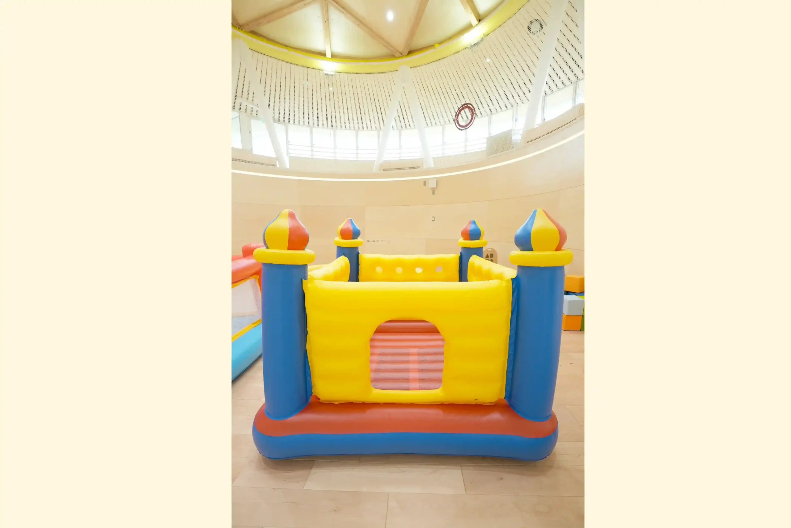 キャッスルバウンサー