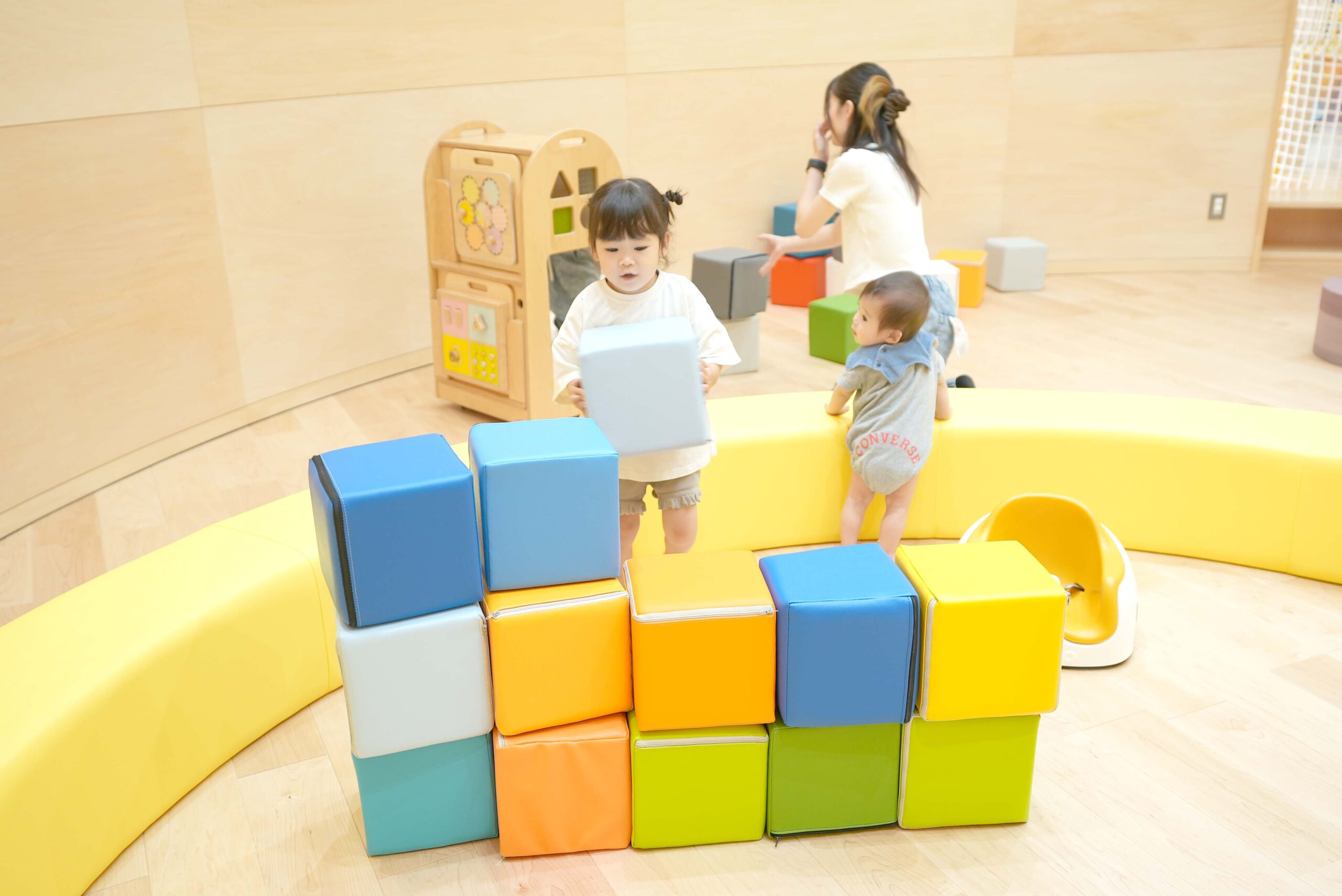 よちよちひろば